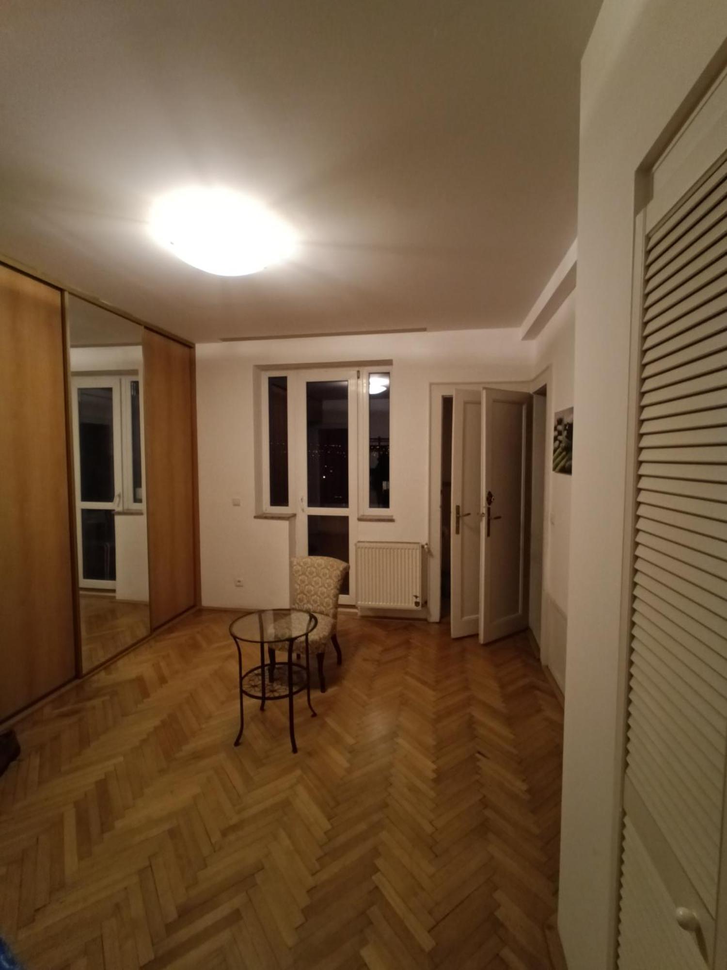 Malvazinky Apartment *